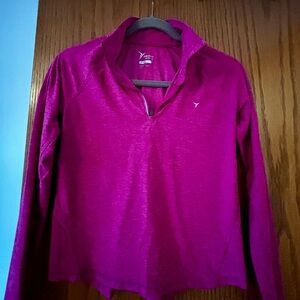 Girls size 10/12 old navy active dry base layer in hot pink.